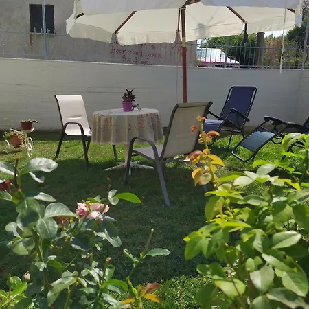 Ellie's House * Kozani